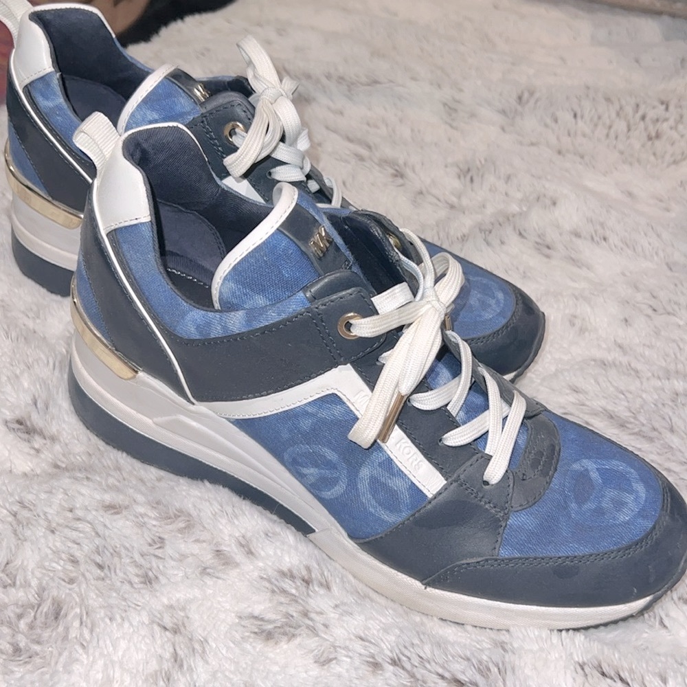 Michael Kors Blue & Navy Peace Sign Wedge Sneakers